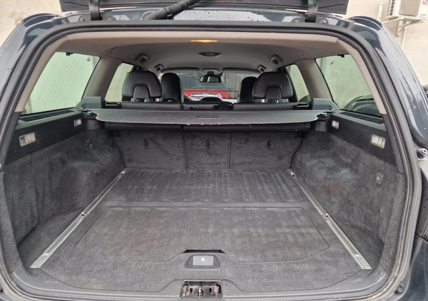 Volvo V70 cena 35900 przebieg: 166000, rok produkcji 2013 z Pleszew małe 379